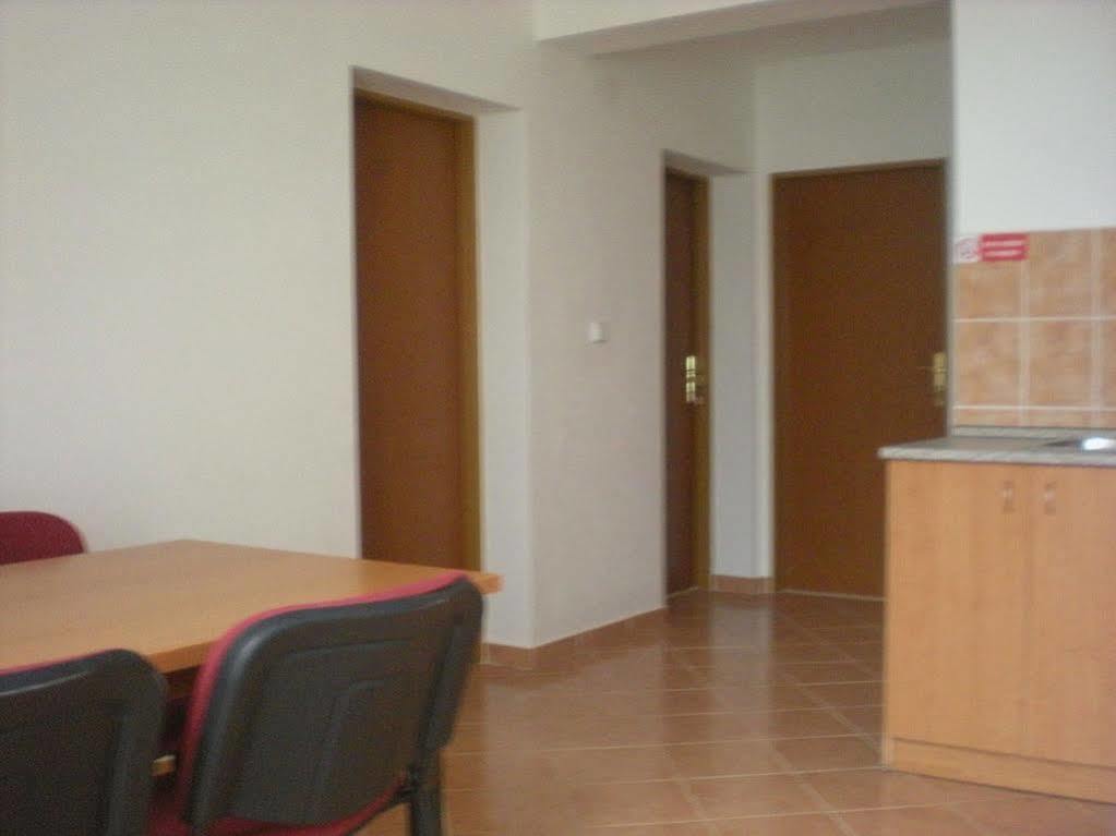 Penzion Barina Dolni Dunajovice Bagian luar foto